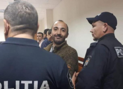 Петик задумывался над тем, чтобы покончить жизнь самоубийством