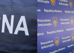 В Молдове провели около 30 обысков по делу о махинациях с госзакупками на 14,5 млн леев