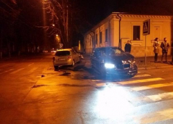 Девушка получила тяжелые травмы в столкновении автомобилей на перекрестке в Кишиневе