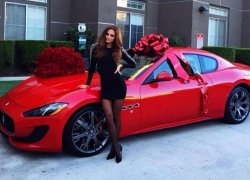 Молдавская модель Ксения Дели выходит замуж за 62-летнего египетского миллионера 