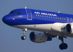 Пассажир устроил пьяный дебош на борту самолета рейса "Санкт-Петербург - Кишинев" 