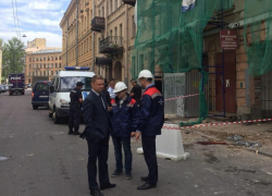 Рабочие из Молдовы получили тяжелые травмы при обрушении строительных лесов в Санкт-Петербурге