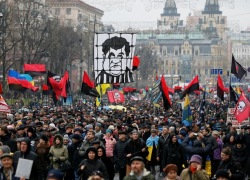 Жена Саакашвили заявила на грандиозной акции протеста, что Порошенко «перешел красную черту»