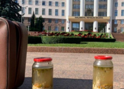 Владельцы ресторанов хотят платить меньше налогов, но цены снижать не собираются