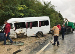 Серьёзная авария под Яловенами - маршрутка столкнулась с автомобилем VW, пострадали два десятка человек