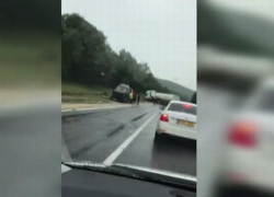 Тяжёлая авария на трассе Кишинёв - Леушены - грузовик столкнулся с легковым автомобилем