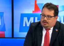 Посол ЕС в Молдове тоже решил дать пару советов президенту и премьеру