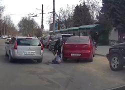 Водитель задел женщину на пешеходном переходе в Кишиневе и даже не остановился 