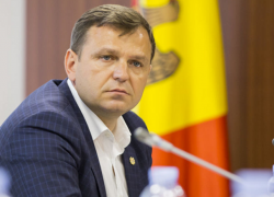 Андрей Нэстасе подал в отставку с должности министра внутренних дел