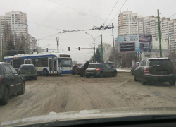 Аварийное утро: в первой половине дня в Кишиневе и пригородах произошло не менее 6 ДТП