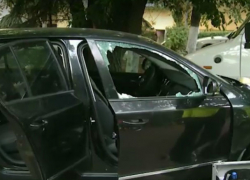 Дерзкий грабитель выбил стекло автомобиля и лишил кишиневца огромной суммы в евро и леях 