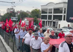 В Кишиневе почтили память освободителей: в столице прошло шествие к 82-й годовщине освобождения Молдовы