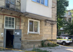 24-летний парень устроил взрыв в квартире на Ботанике и погиб