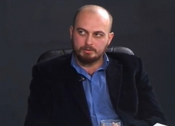 Почему Маноле допустили к "главному насесту" - мнение журналиста