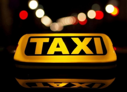 В Кишиневе таксист попробовал получить деньги у пассажира при помощи пистолета