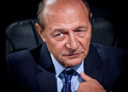 Бэсеску снова нагоняет панику - экс-президент Румынии заявил, что РФ готовит вторжение в ЕС через дельту Дуная