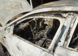 Мужчина сжег машину односельчанина из-за публичного избиения