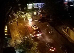 Провалы в асфальте, упавшие деревья и реки вместо дорог: Кишинев вновь не справился с проливными дождями