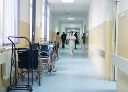 В Кишиневе мужчина остался жив после падения с 5-го этажа 