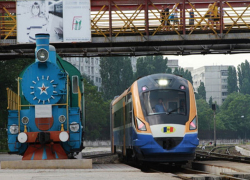 Ключевое слово "может быть" - о зарплатах работникам железной дороги