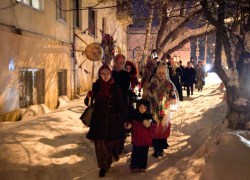 Жуткое колядование на Закарпатье: дети отравились алкоголем