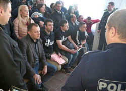 Суд закрыл дело «группы Петренко», но до оправдания политзаключенных не дошло
