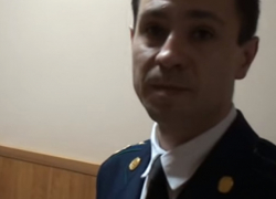 Прокурор, оправданный по делу о взятке в 12 тыс. евро, требует восстановить его в должности