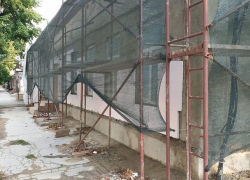 Чебан потребовал прекратить ремонтные работы в историческом здании