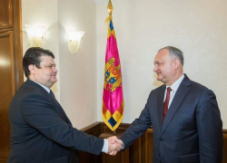 Игорь Додон провёл встречу с послом Республики Беларусь
