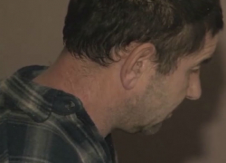 Агрессивный мужчина попытался обезоружить полицейского в Кишиневе