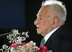 В Москве ушёл из жизни режиссёр легендарного фильма "Ещё раз про любовь"