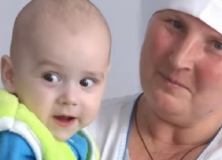 Брошенного украинкой  в России новорожденного младенца привезли к границе на поезде