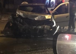 В Кишиневе водители попали в «ледяное» ДТП на месте прорыва водопровода