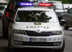 Работник СМИ переполошил Кишинев подозрительной сумкой