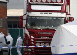 В Англии идентифицированы трупы из "грузовика смерти"