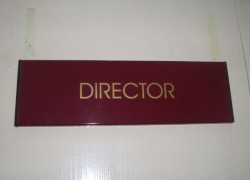 Конфликт интересов в Хынчештах: директор школы арендовал офис для встреч у своей жены