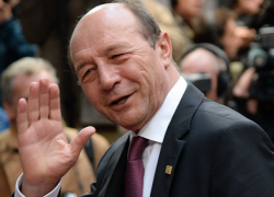 Бэсеску: на месте АCUM я бы выбрал коалицию с ПСРМ