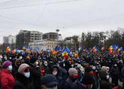 PAS-овские телеканалы увеличили количество протестующих в 10 раз