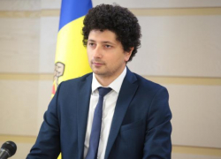 Впервые в парламенте: депутат публикует онлайн свои запросы к властям и их ответы