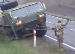 Танки грязи испугались: польский конфуз с техникой НАТО сняли на видео