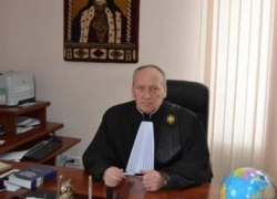 Судья-взяточник оправдан и получил зарплату за пять лет