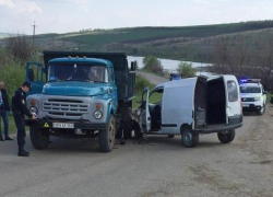 Фургон с пьяными подростками въехал в ЗИЛ в Новых Аненах: водитель грузовика погиб