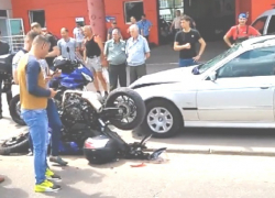 Мотоциклист получил тяжелые травмы при столкновении с BMW в Кишиневе