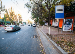 В Кишиневе мужчина умер возле троллейбусной остановки