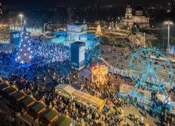 Zdob și Zdub, Гордиенко, братья Адваховы, салют и диджеи: программа Нового года в Кишиневе