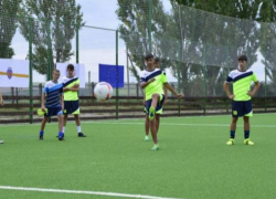 В Сынжере открыли современный спорткомплекс для занятий футболом