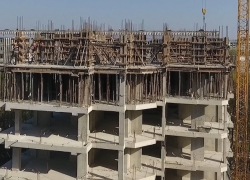 В Кишиневе строитель погиб, упав с 15-го этажа