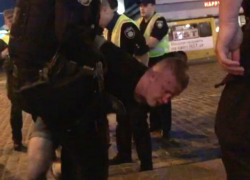 Побоище в Киеве: кровавую расправу с фанатами «Ливерпуля» сняли на видео