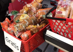 Бесплатный хлеб предлагает своим посетителям один из кишиневских магазинов