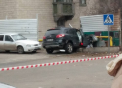 На Ботанике нетрезвый водитель протаранил газопровод и скрылся